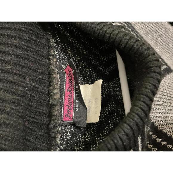 fortune Knits Inc. vintage sweater size 38 - Picture 3 of 7